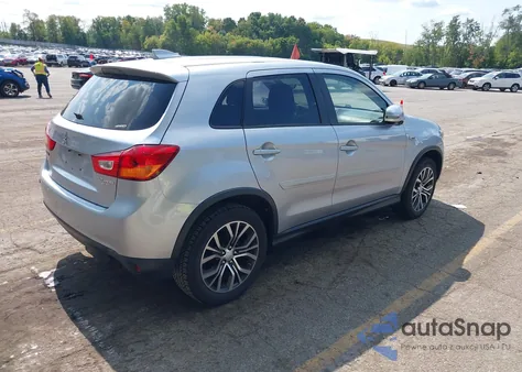 2017 Mitsubishi Outlander Sport 2.0 Es z USA, uszkodzony, nr VIN JA4AR3AU6HZ001037